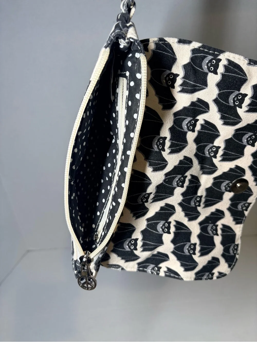 bungalow 360 Black & Cream Bat Pattern Wristlet